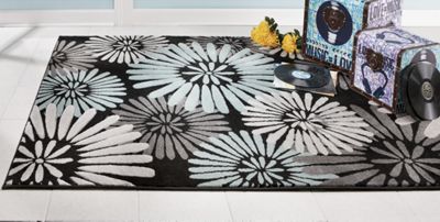Hand carved Floral Flair Rug