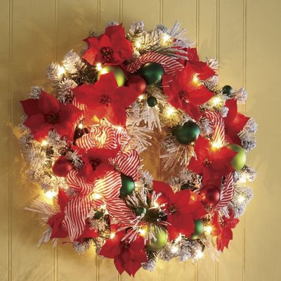 Holiday Dazzle Lighted Wreath