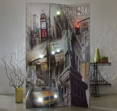 lighted new york screen