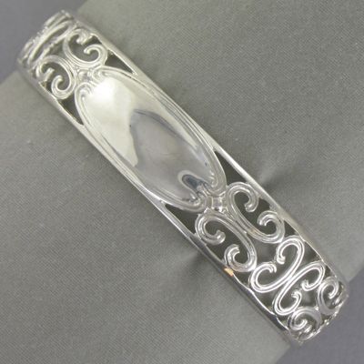 Oval scroll Cuff