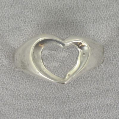 Open heart Ring Z