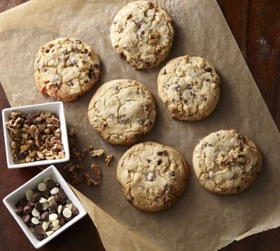 Jonathans Big Chocolate Chip Cookies