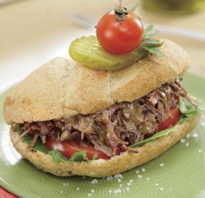 Easy Shredded Beef Sandwiches