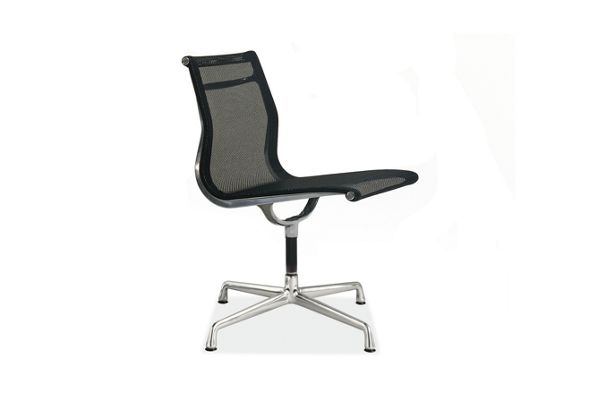 Eames�  Aluminum Group Side Chair in Cygnus Mesh