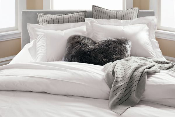 Tailored Sateen White Bedding Ensemble