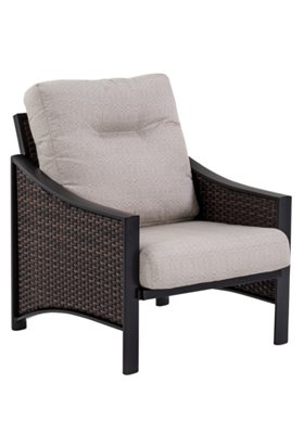 outdoor woven lounge chair