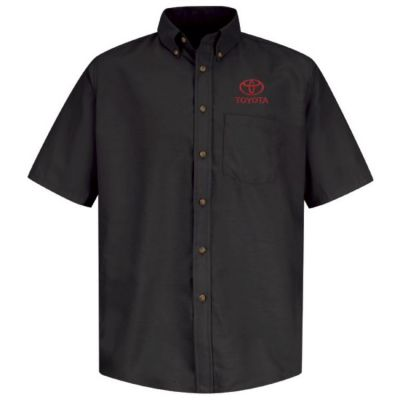 TOYOTA MEN'S POPLIN BLACK SHORT SLEEEVE DRESS SHIRT  S TOYOTA MEN'S POPLIN SHORT SLEEEVE DRESS SHIRT Left Chest: Red Toyota