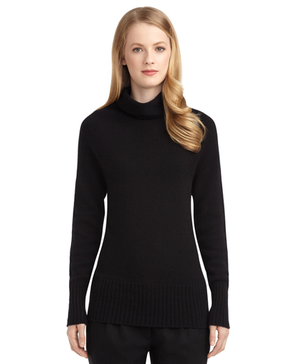 Women's Black Fleece Cashmere Turtleneck Sweater