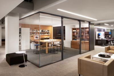 Team Project Room, Chicago Showroom Gunlocke-Office ...