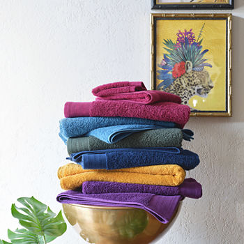 Distant Lands Perfect Color Bath Towel