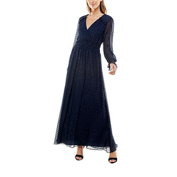 Premier Amour Long Sleeve Clip Dot Maxi Dress