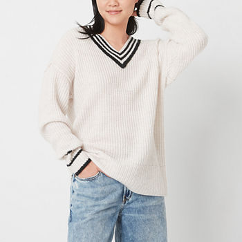 Arizona Juniors Womens V Neck Long Sleeve Pullover Sweater