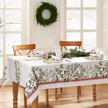 Elrene Home Fashions Winter Berry Tablecloth
