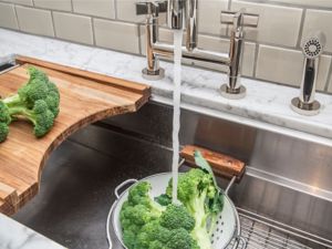 45" Stainless Steel Kitchen Sink with Standard Accessories