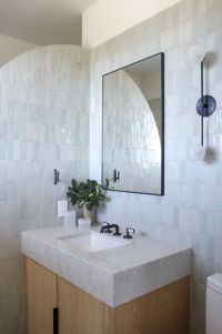 Sink faucet, low spout, white Carrara handles 13