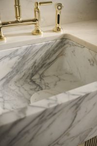 24" Apron Front Butler Sink 2 2