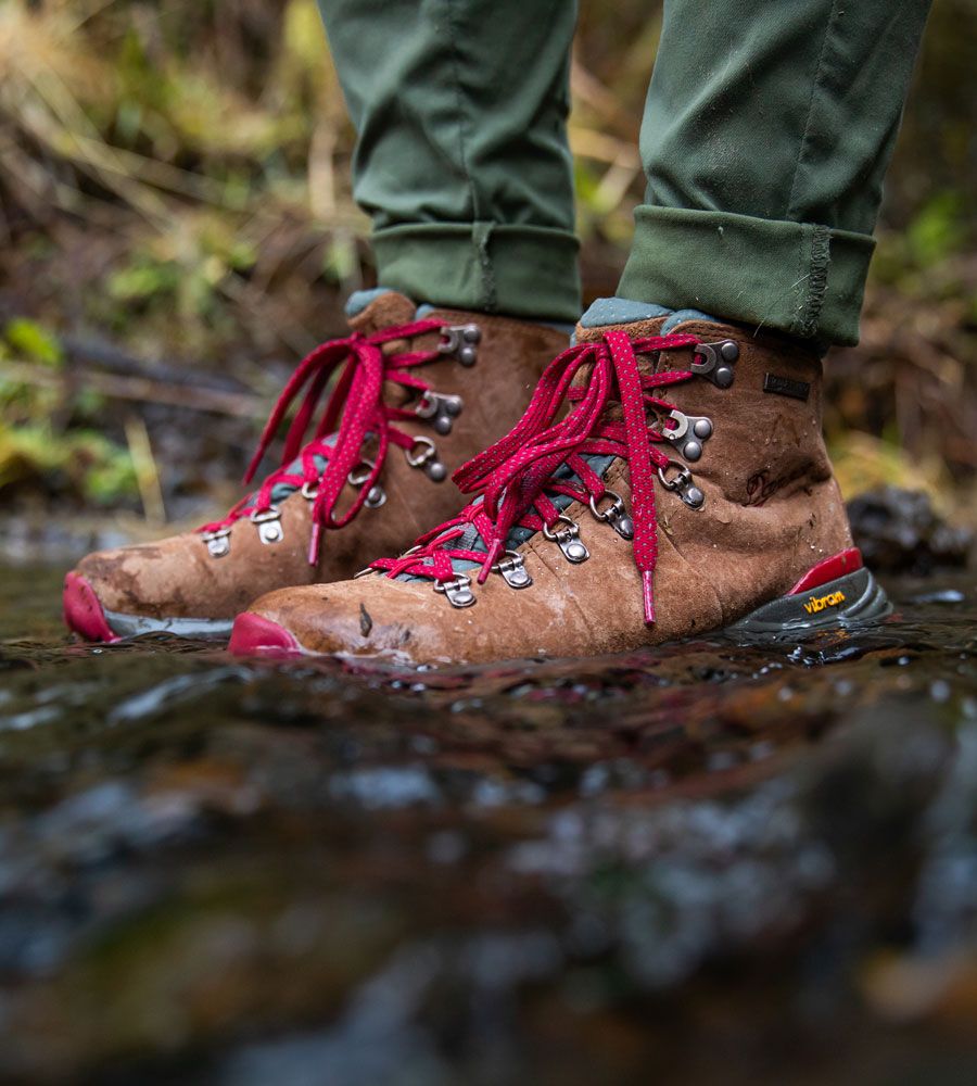 Danner on sale female boots