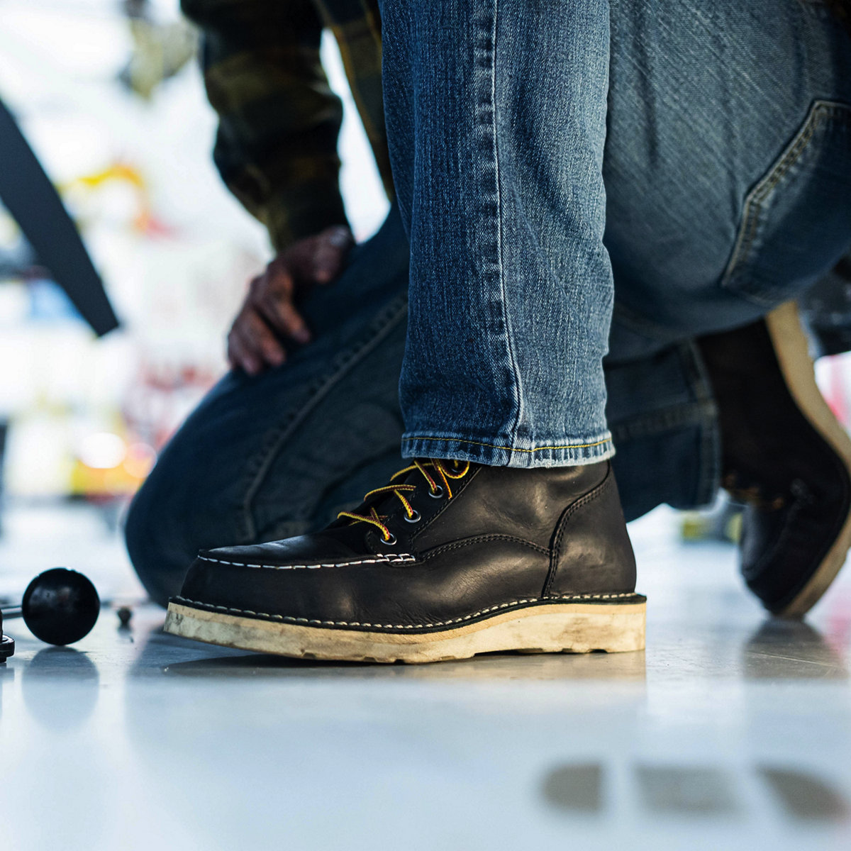 Black boots store moc toe