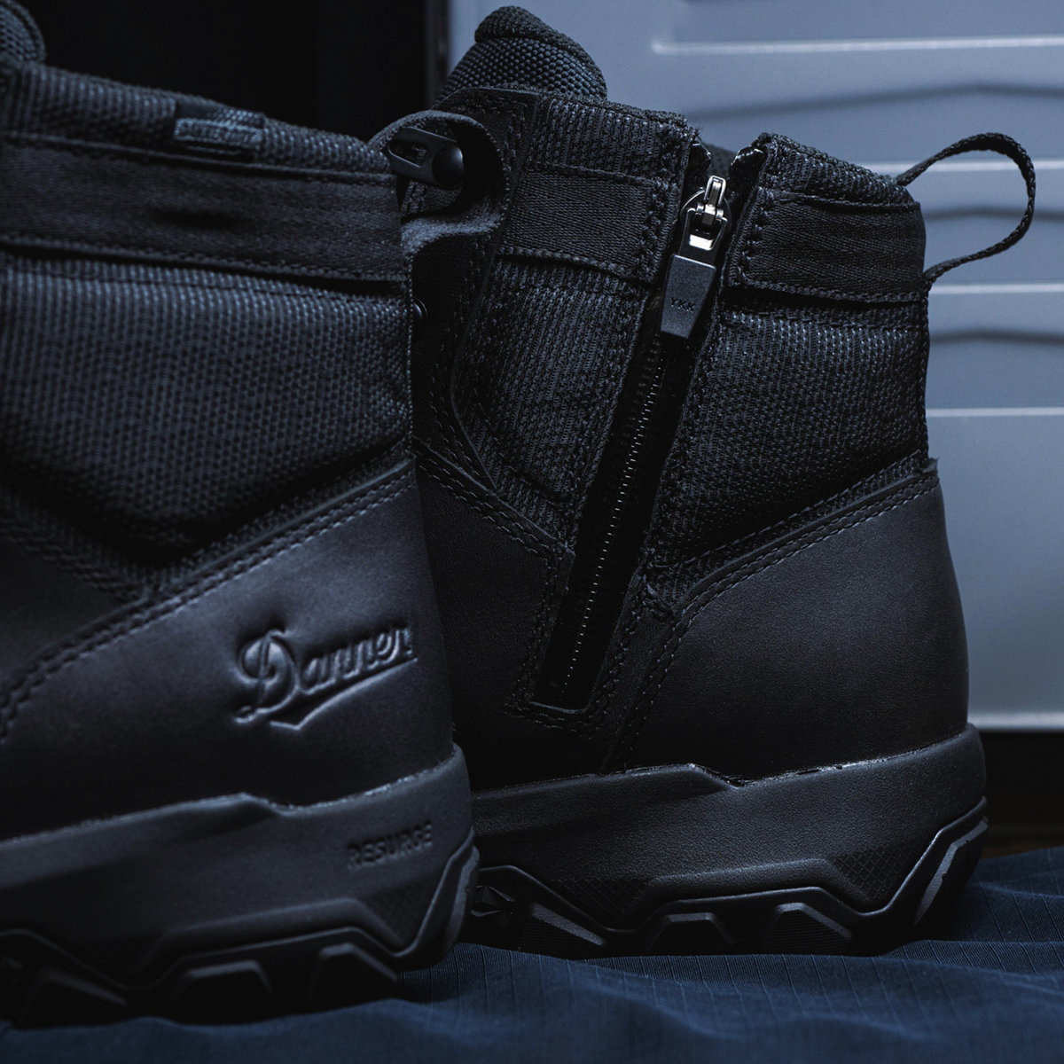 Sonic Side-Zip 6" Black Danner Dry