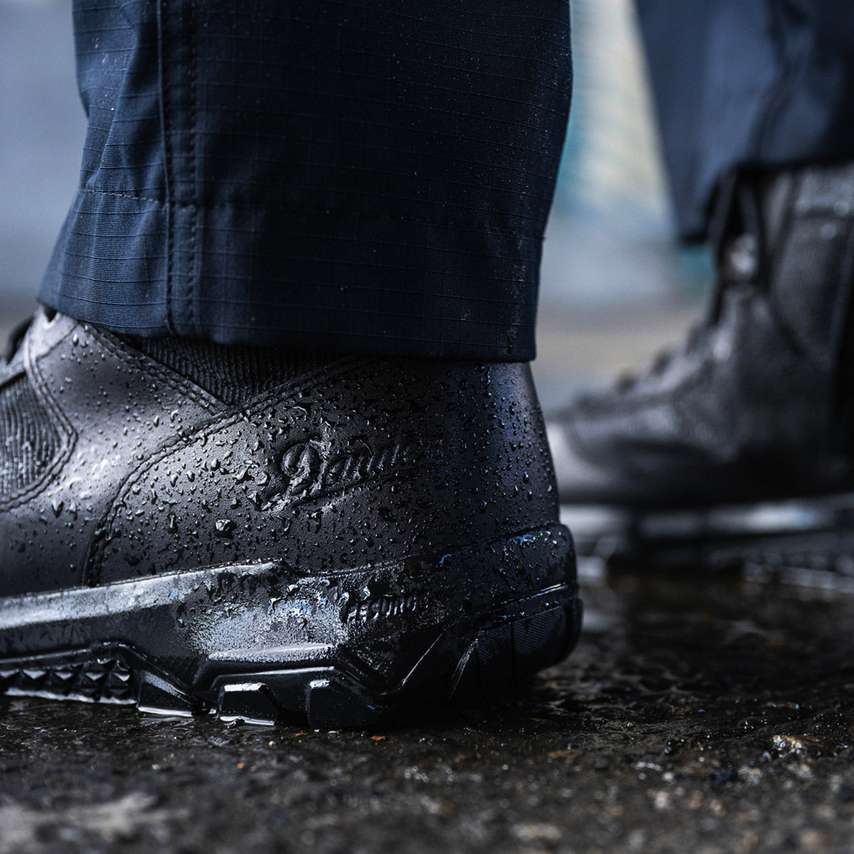 Sonic Side-Zip 6" Black Danner Dry