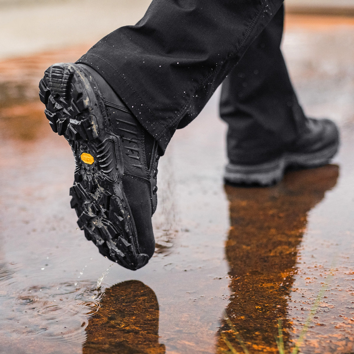 Danner Striker Bolt 4.5 Black