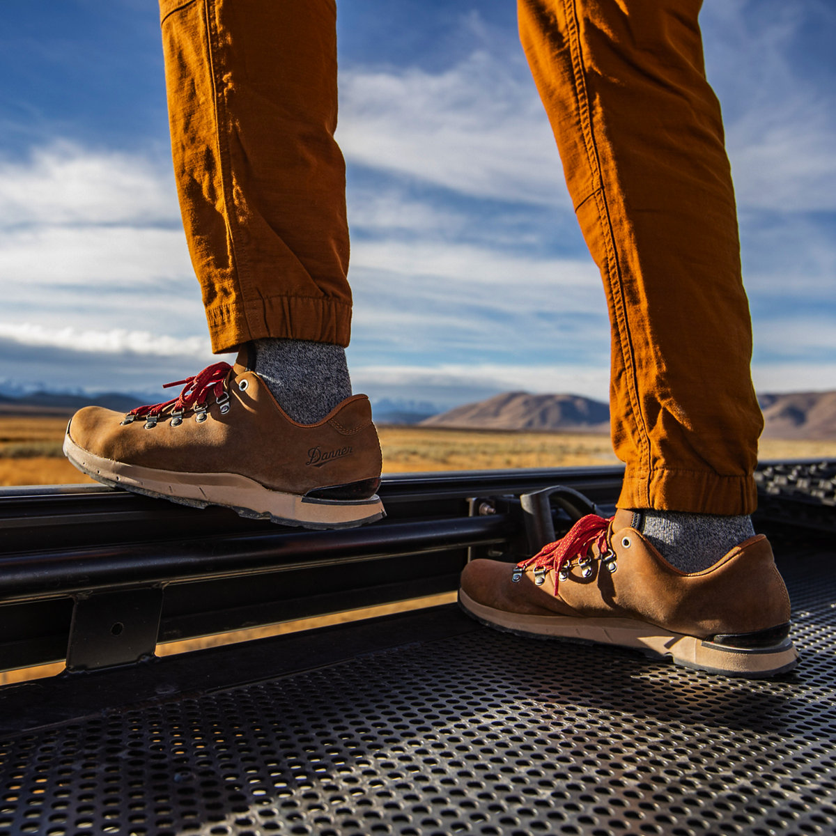 ダナー メンズ スニーカー シューズ Mountain Overlook Shoes - Men's