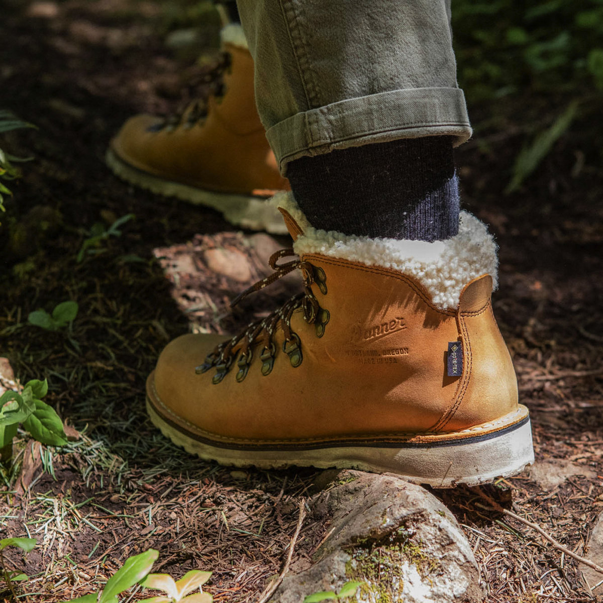 Mountain Pass Shearling Sierra