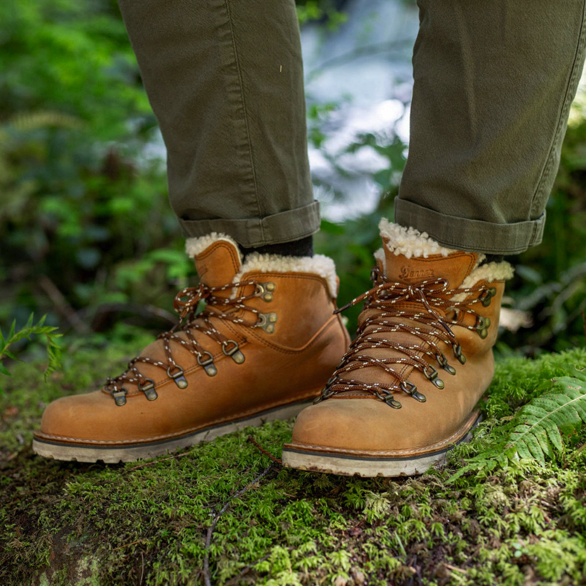 Danner mountain pass cedar hotsell