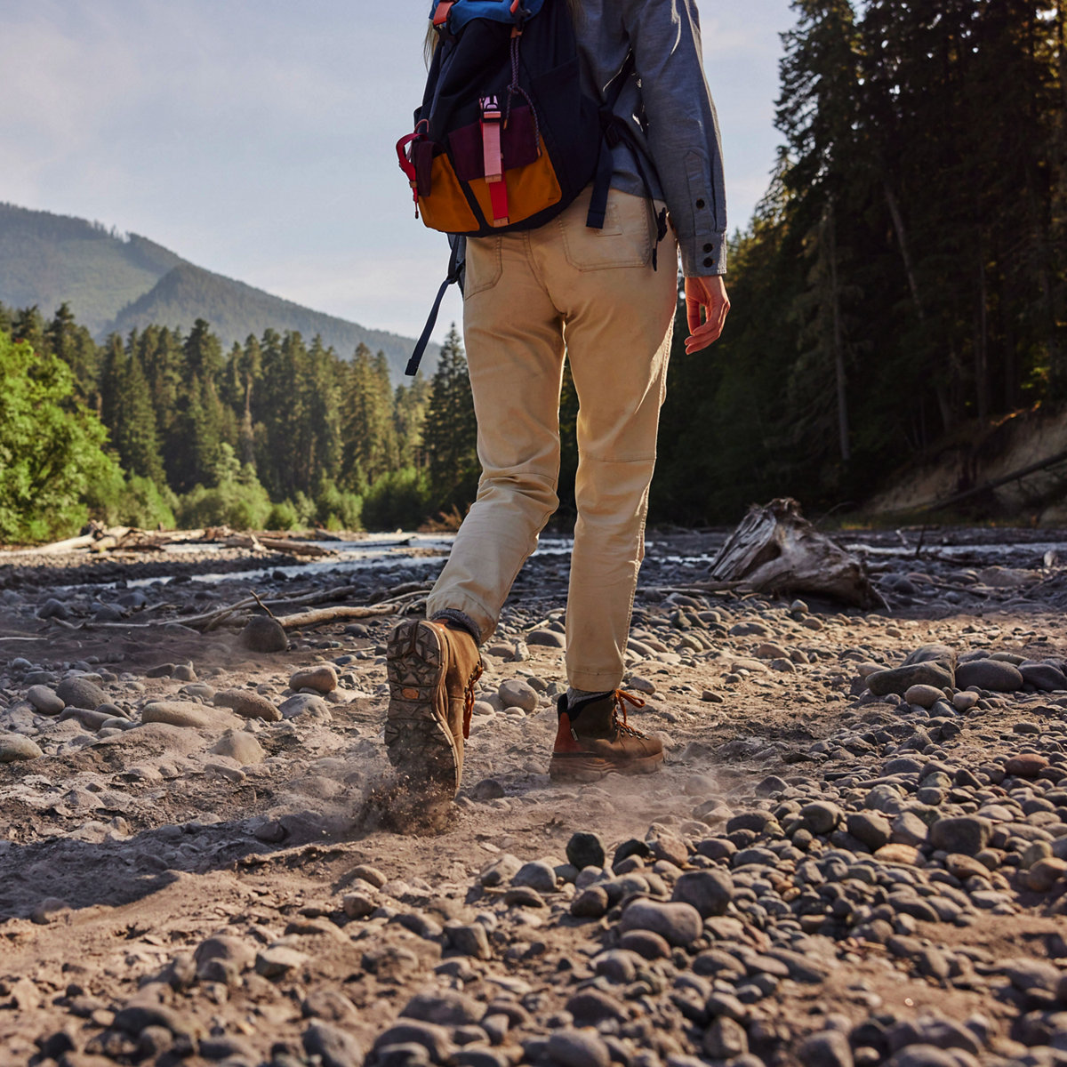 Danner mountain outlet 600 on feet