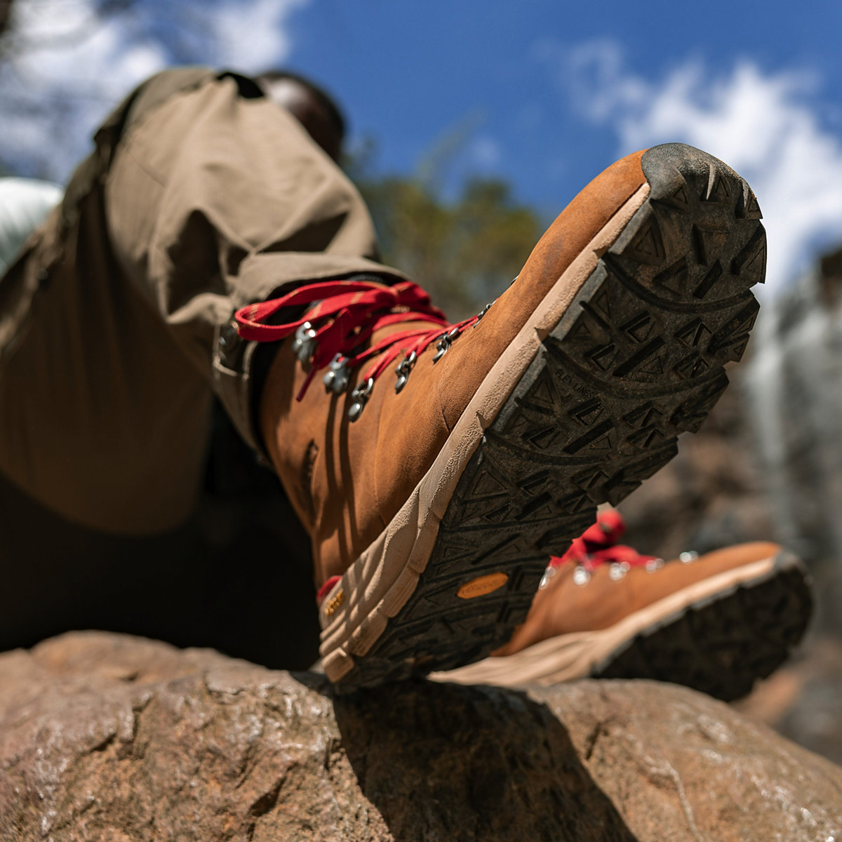 Danner - Mountain 600 Leaf GTX Grizzly Brown/Rhodo Red