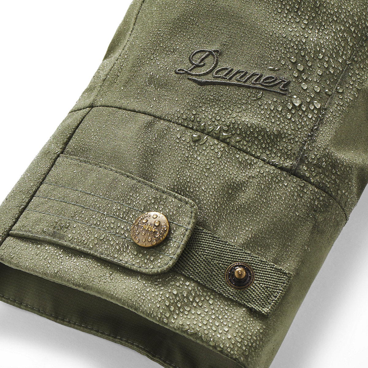 Cascade Crest Packable 3L GTX Jacket Dusty Olive - M