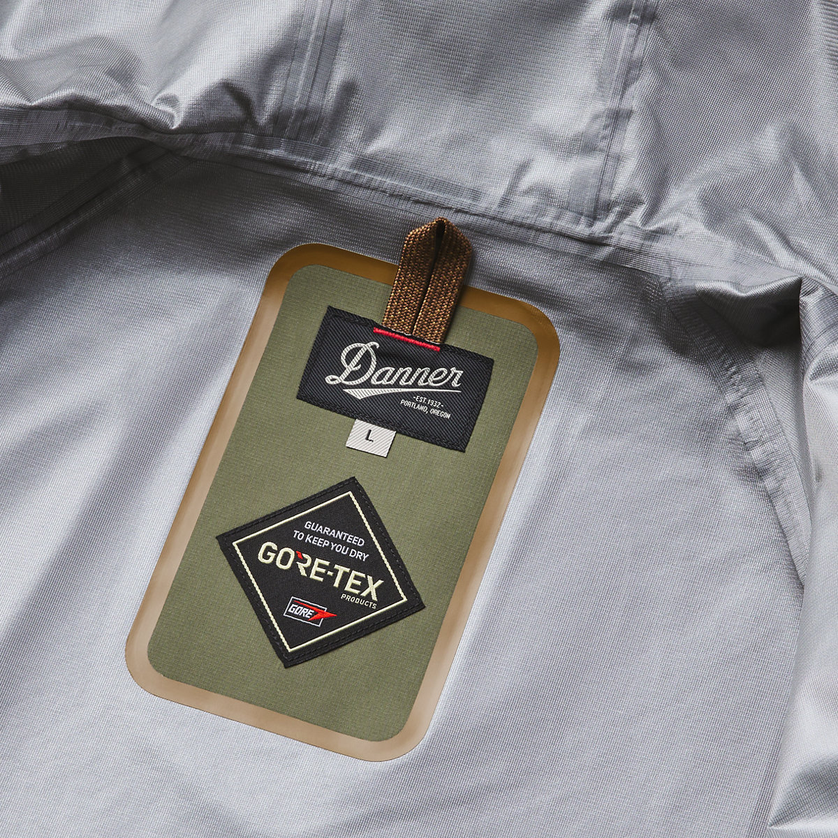 Cascade Crest Packable 3L GTX Jacket Dusty Olive - M