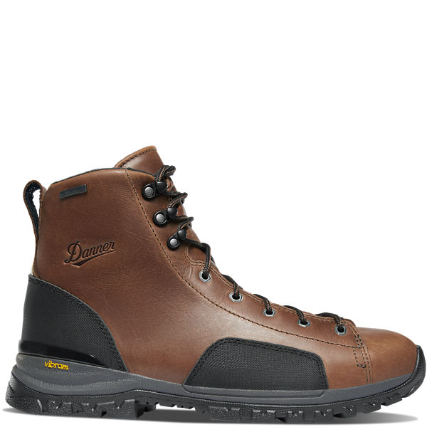 Danner store stronghold black