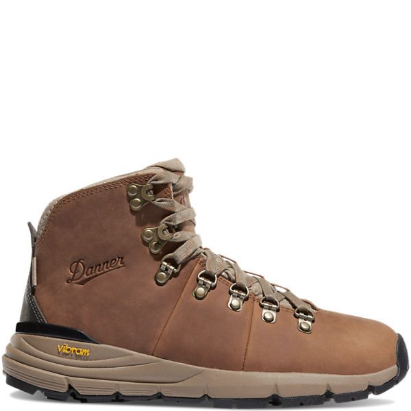 Danner mountain sale 600 hiking boots