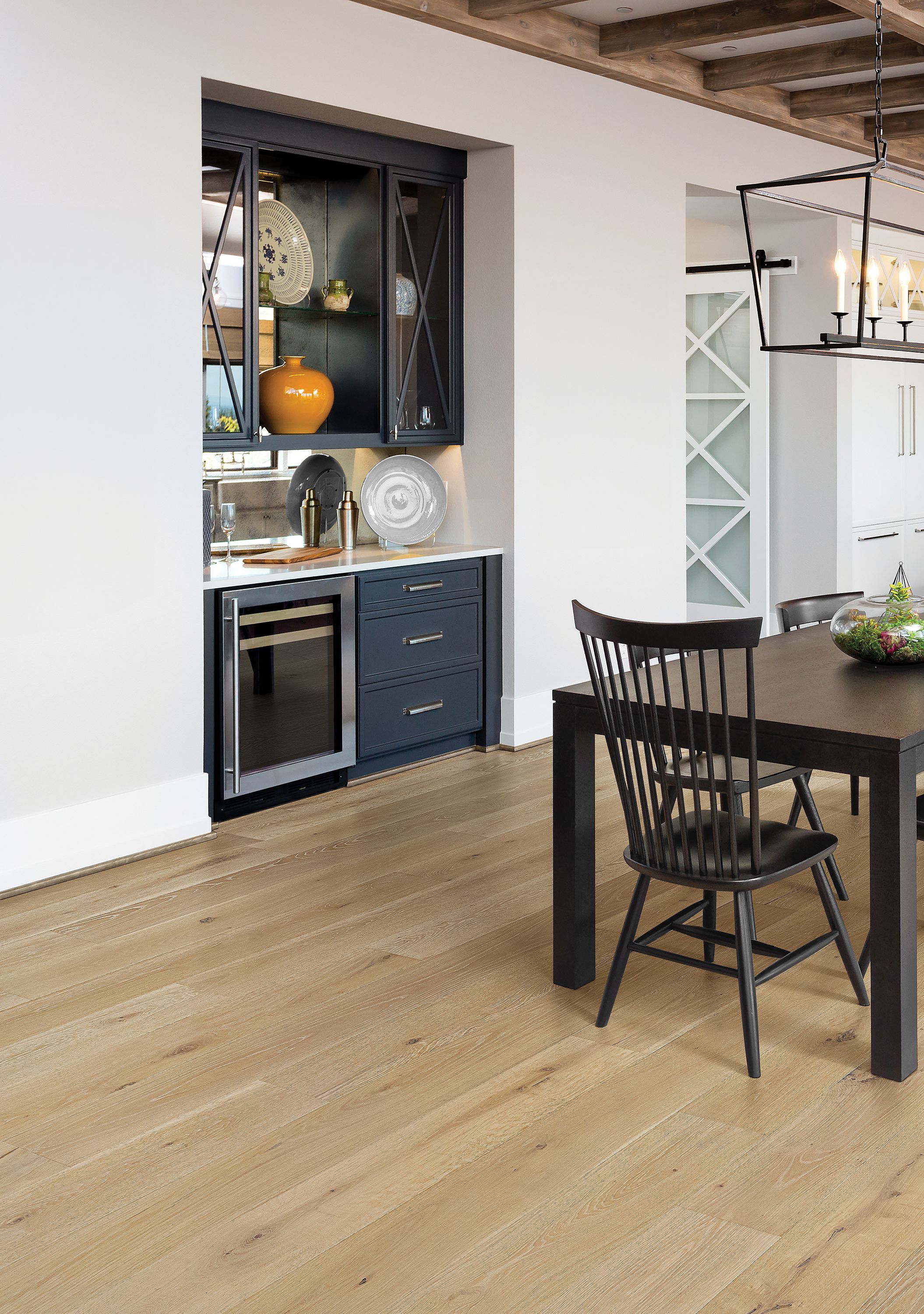 Brendwood, Blanched Oak, Engineered Wood | Mohawk Flooring