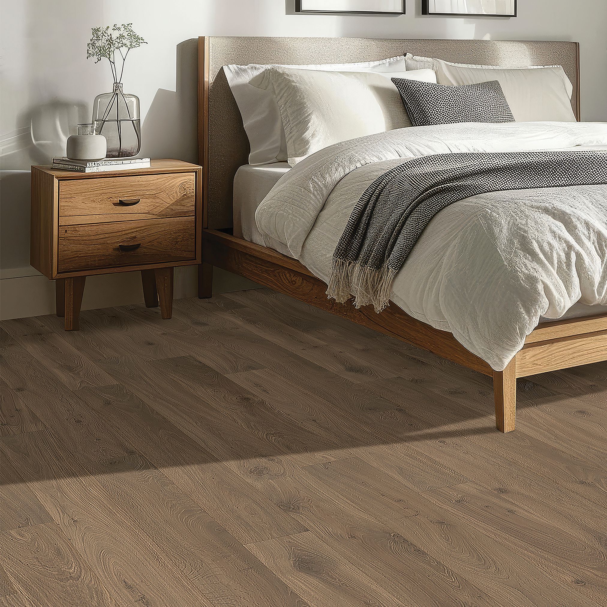 RevWood Select Laminated Wood in Acorn Oak - Mohawk Flooring