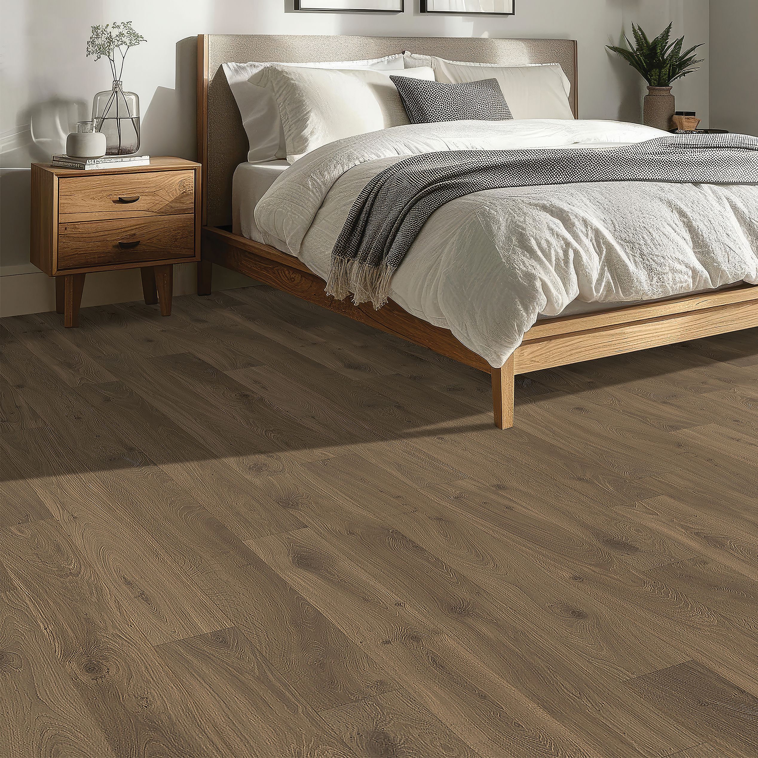 Gardenia Lake, Dusk Oak, Laminated Wood | Mohawk Flooring