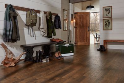 hillcrest hickory pergo