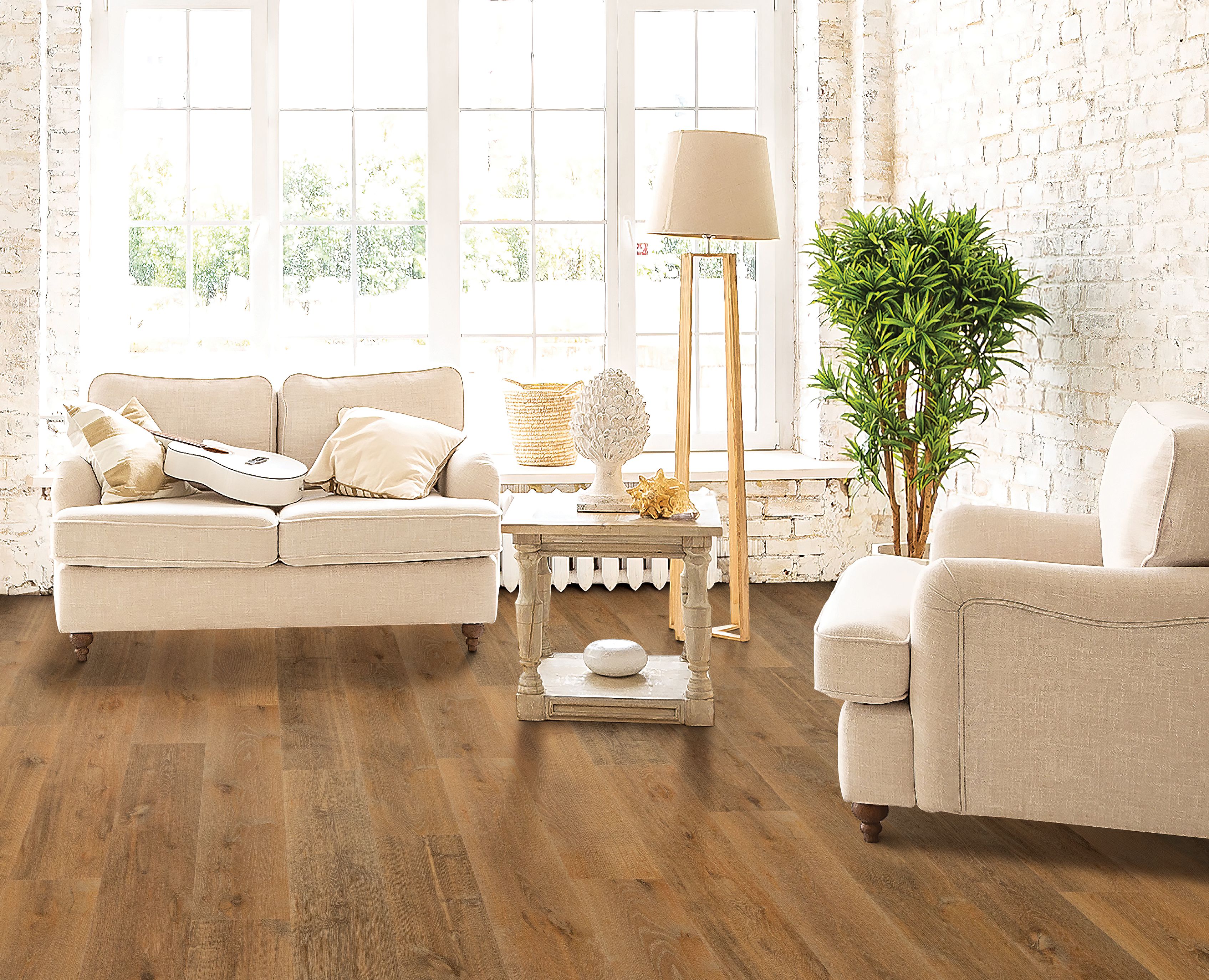 Ellenwood, Nature Walk Oak, Resilient / Vinyl | Mohawk Flooring