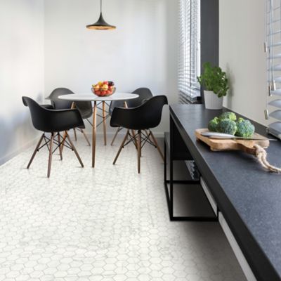 VersaTech Essentials Resilient / Vinyl in Nicolette - Mohawk Flooring