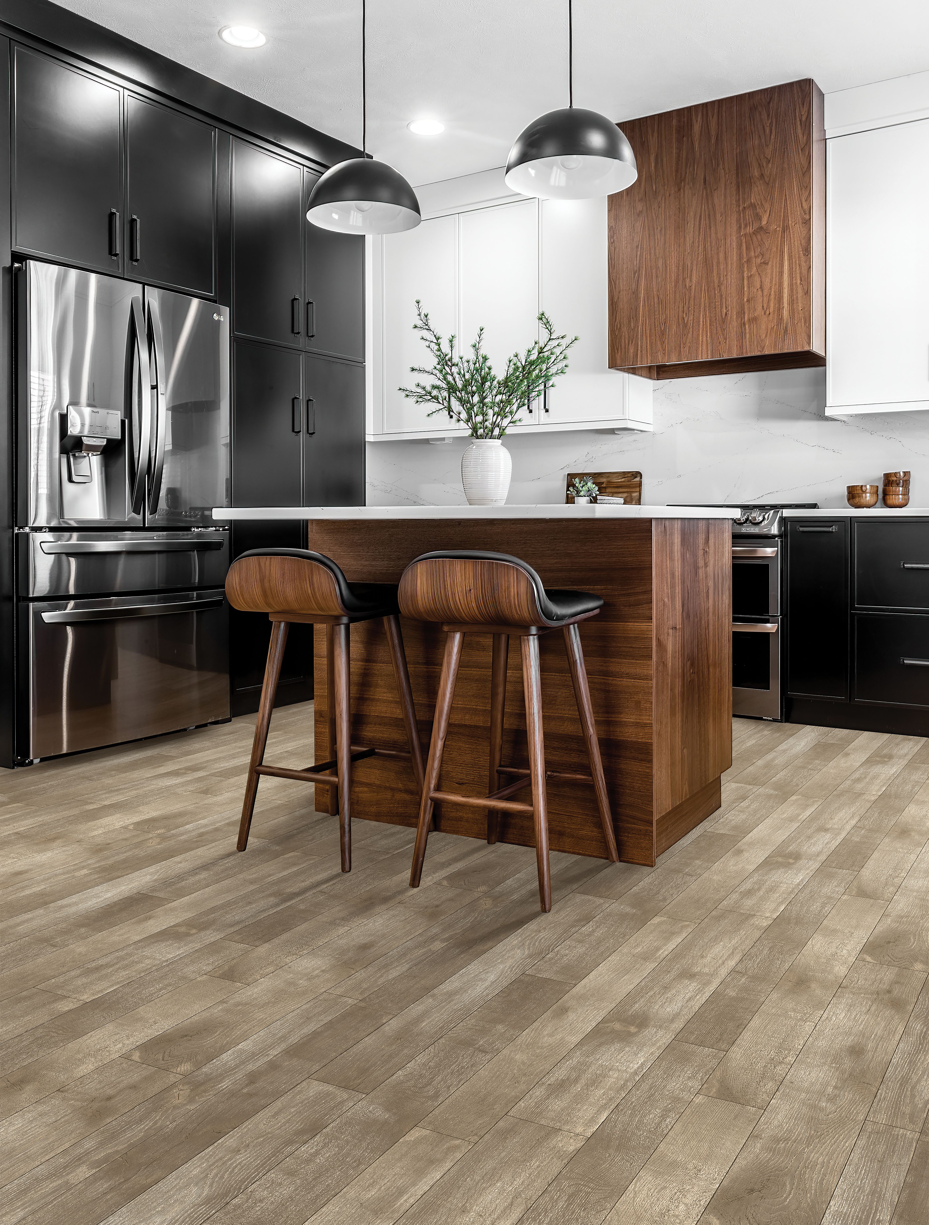 Fieldcrest, Rustic Taupe, Resilient / Vinyl | Mohawk Flooring