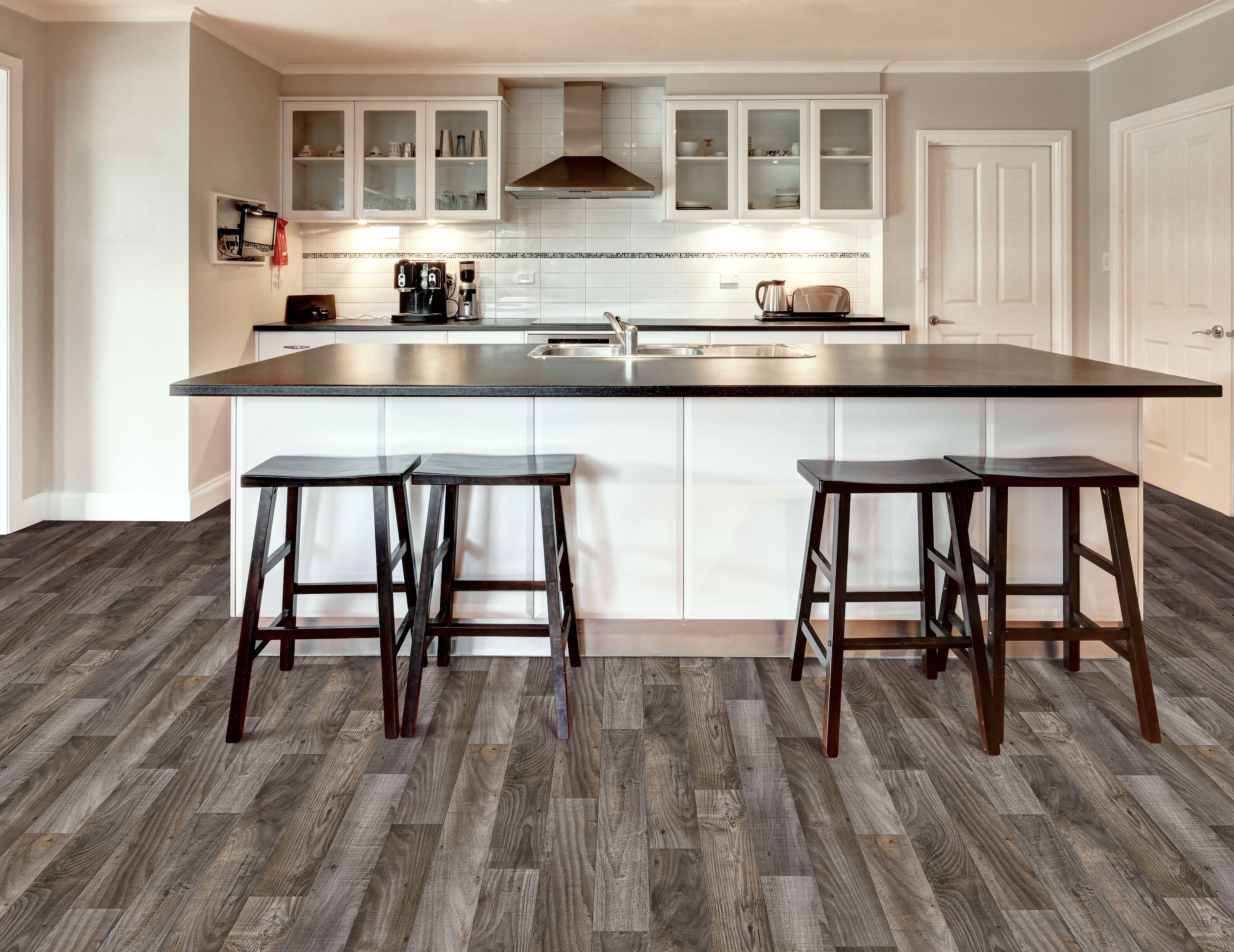 Tempris, Moon Shadow 596, Resilient / Vinyl | Mohawk Flooring