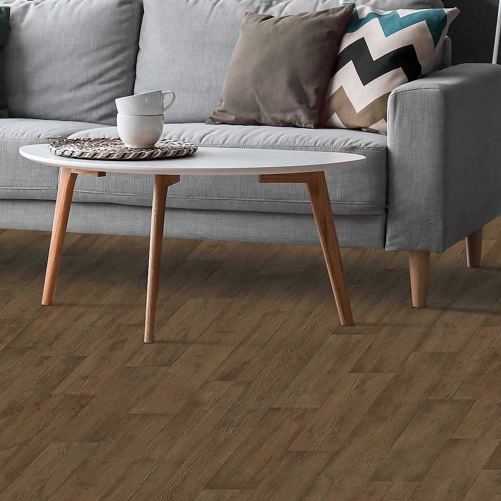 Wynn Point, Moonlit Orchid, Resilient / Vinyl | Mohawk Flooring