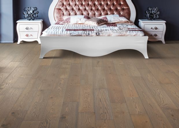 Modern Classics Dorian Gray Oak 26
