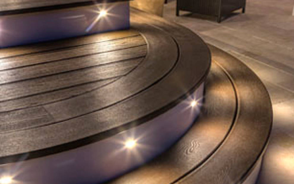Bildegalleri av trex terrassebelysning installert på terrasser for å ...