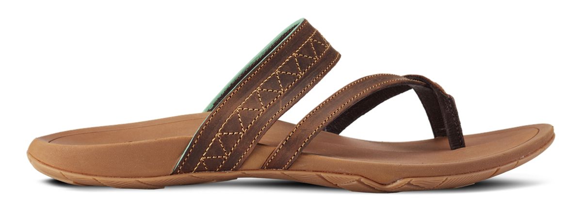 Chaco deja sales sandal