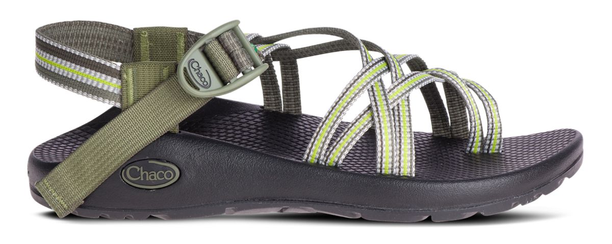 womens chaco sandals wide width