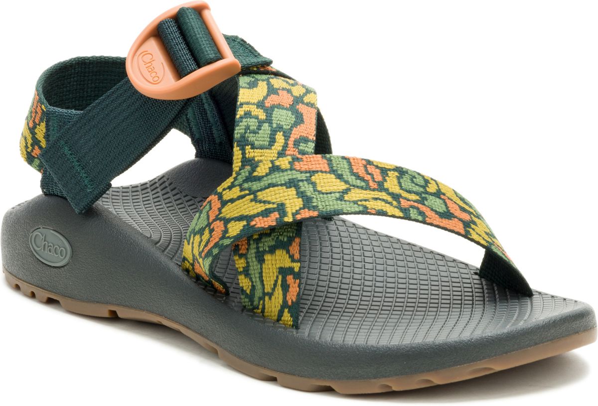 Mega Z/1 Wide-Strap Classic Sandal, Pebble Greenery, dynamic 2