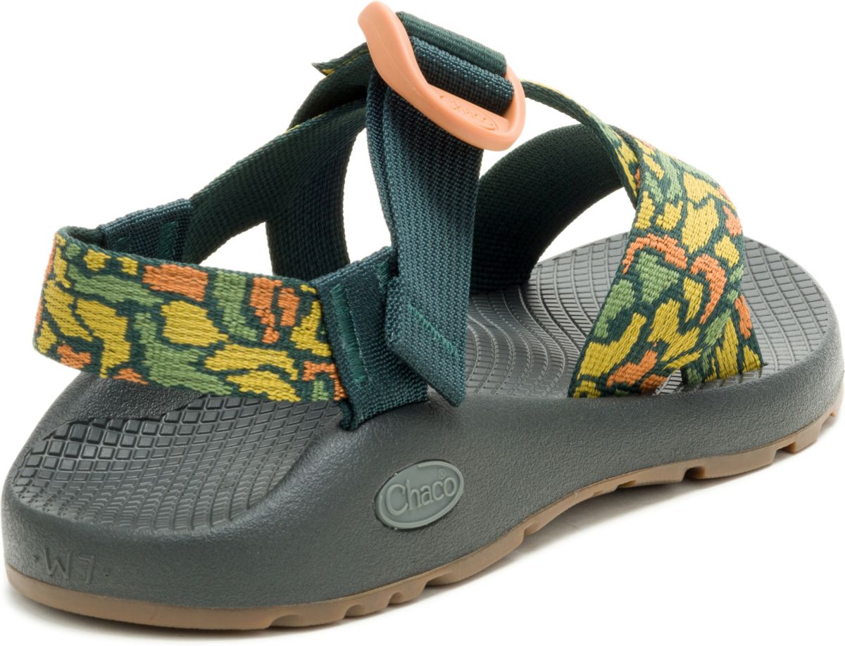 Mega Z/1 Wide-Strap Classic Sandal, Pebble Greenery, dynamic 8