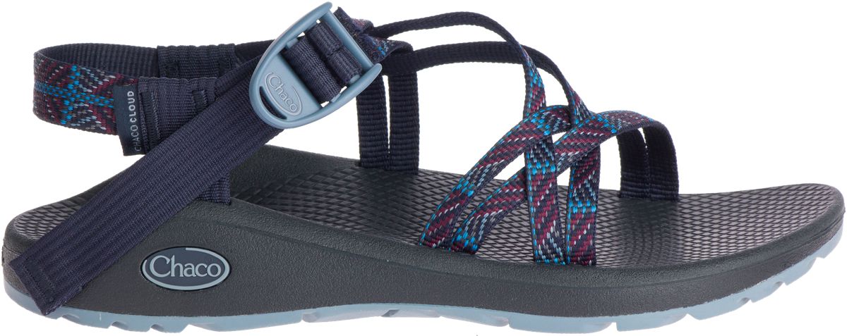 Difference between chaco on sale classic and cloud